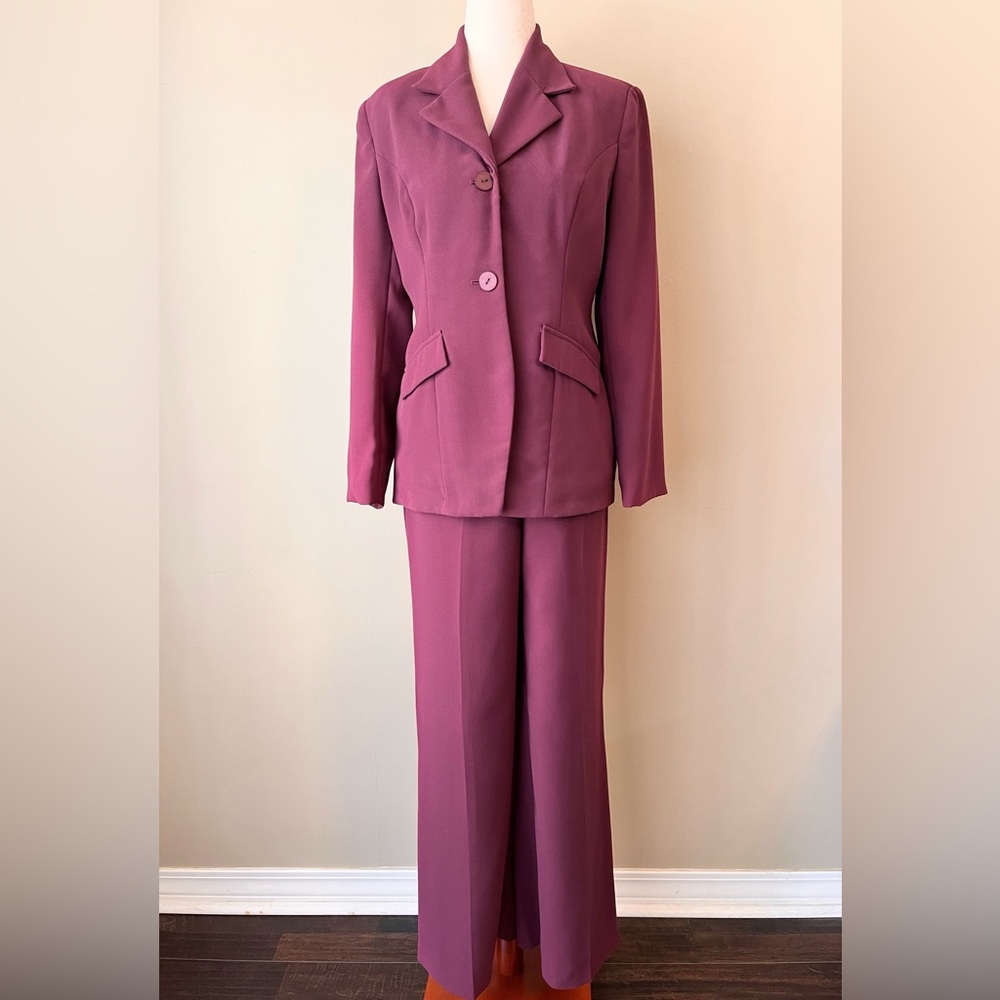 Metrostyle Women's Plum Pantsuit